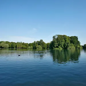 Biederstein Am Englischen Garten Hotel